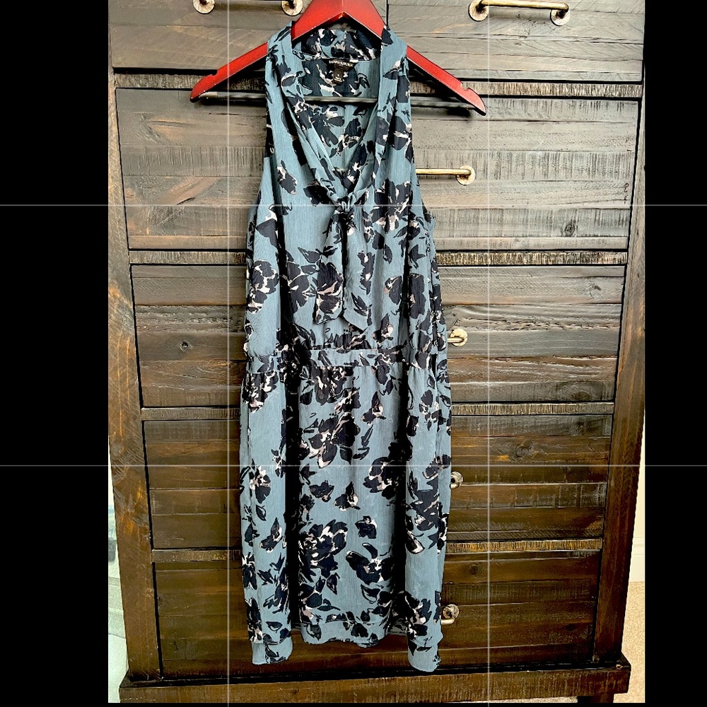 Banana Republic dress. Size 6.